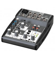 Behringer Xenyx 502