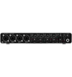 Behringer U-Phoria UMC404